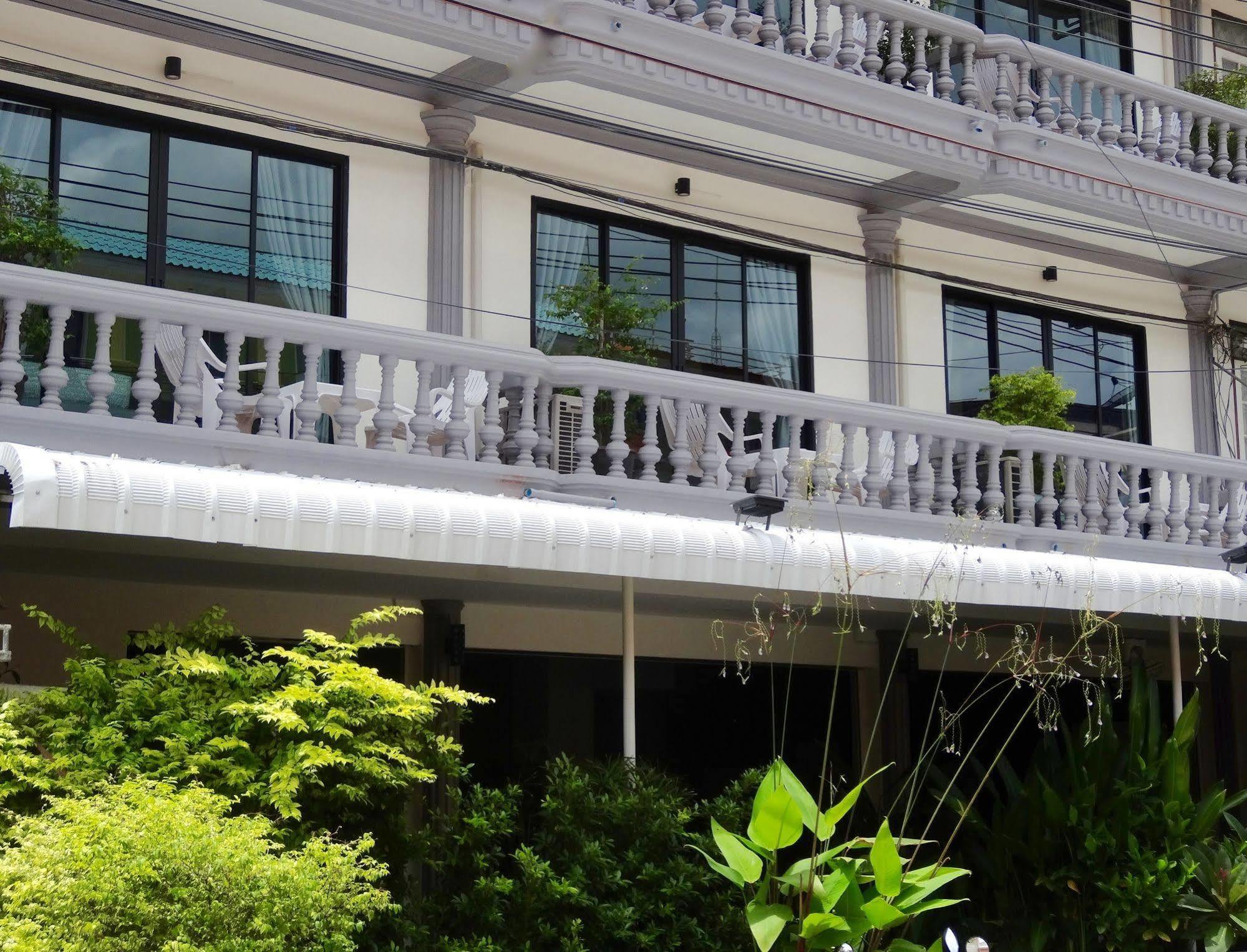 The Beach Cha Am Residence Cha-Am Εξωτερικό φωτογραφία
